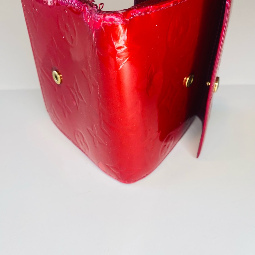 Louis Vuitton Elise Vernis Wallet – Red Patent Monogram - Picture 5 of 16